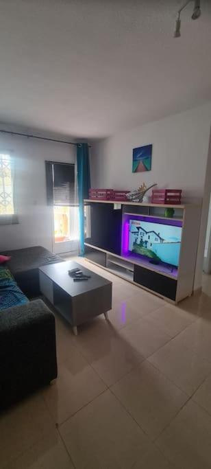 Bungalow Avec Piscine Торевьиа Экстерьер фото